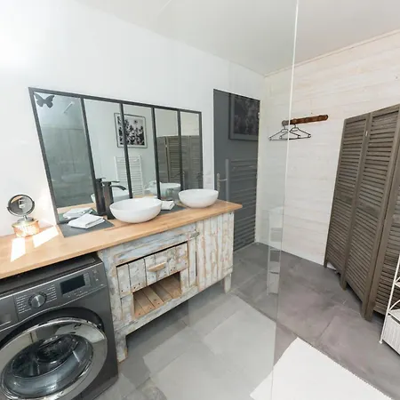 Jolie Maison 84 M2 Ocean Bordeaux Medoc Chateaux Salaunes