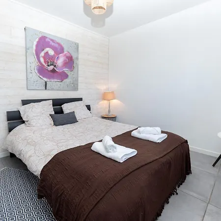 Jolie Maison 84 M2 Ocean Bordeaux Medoc Chateaux *